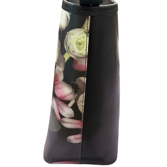 *Host Pick!* - Ted Baker tote with wristlet - Picture 10 of 16